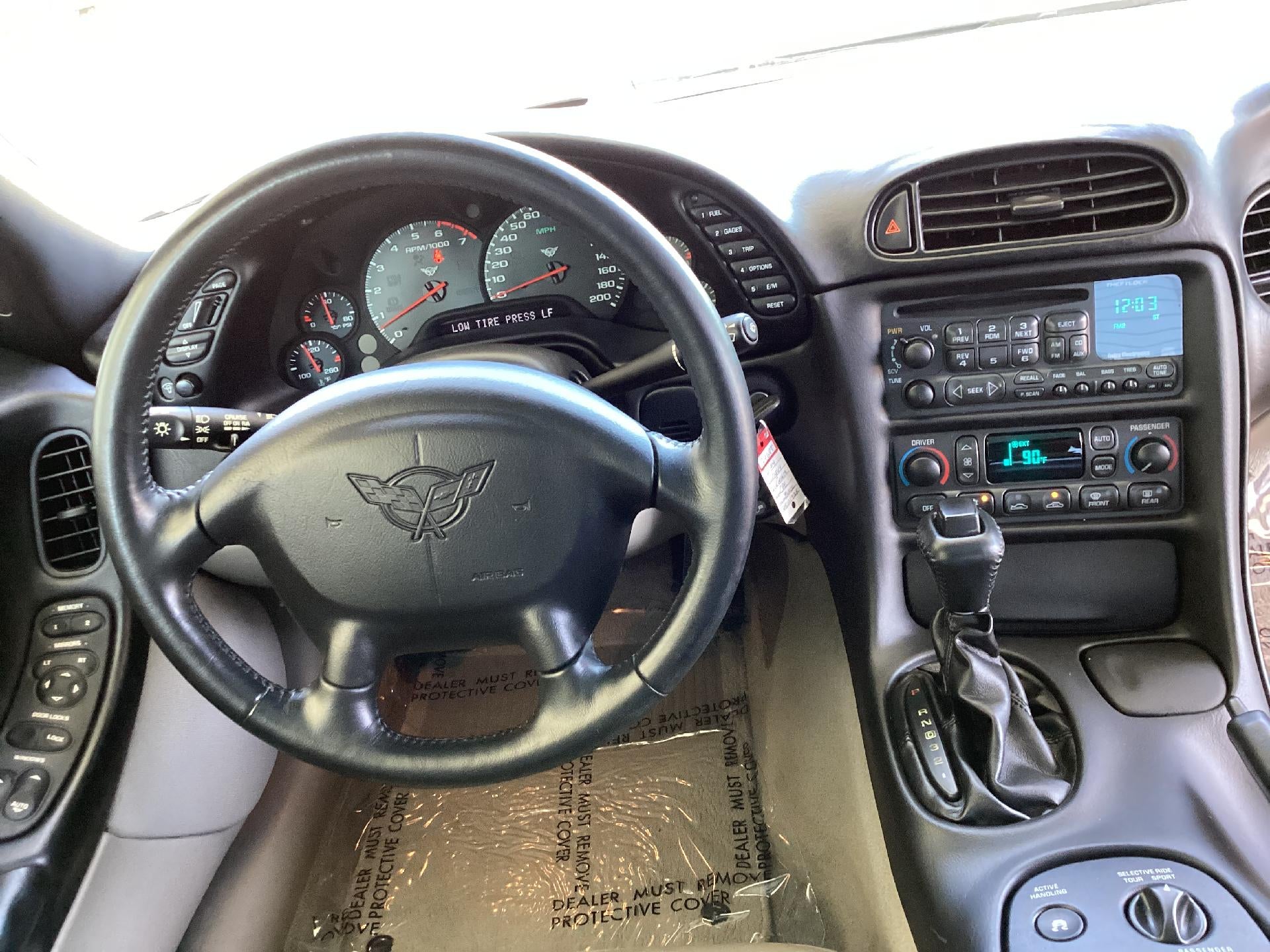 2004 Chevrolet Corvette Base