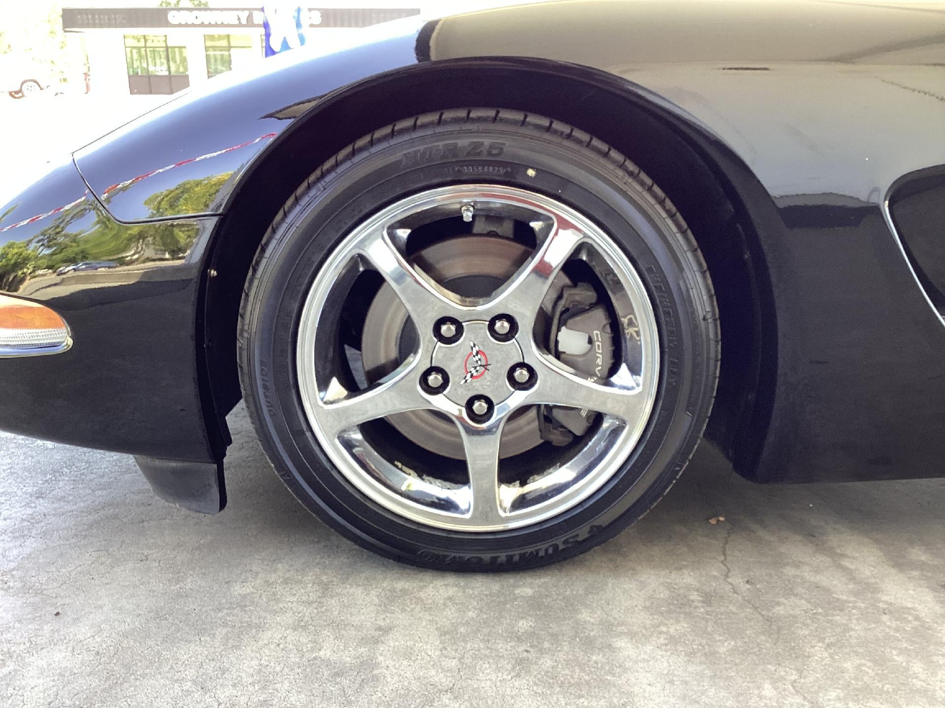 2004 Chevrolet Corvette Base