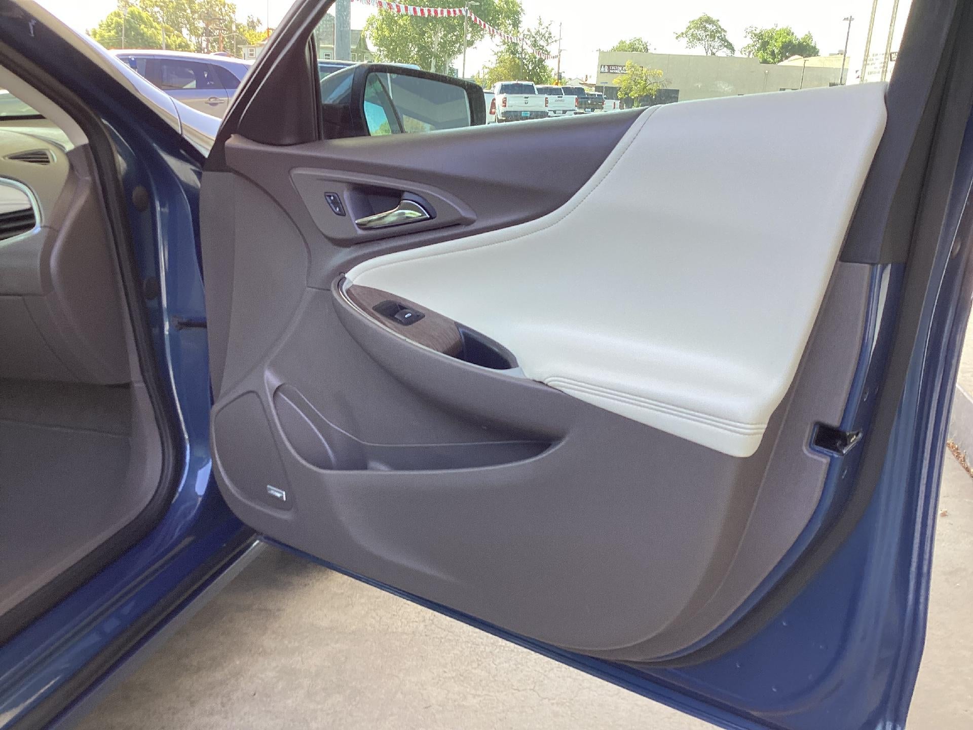 2024 Chevrolet Malibu 2LT