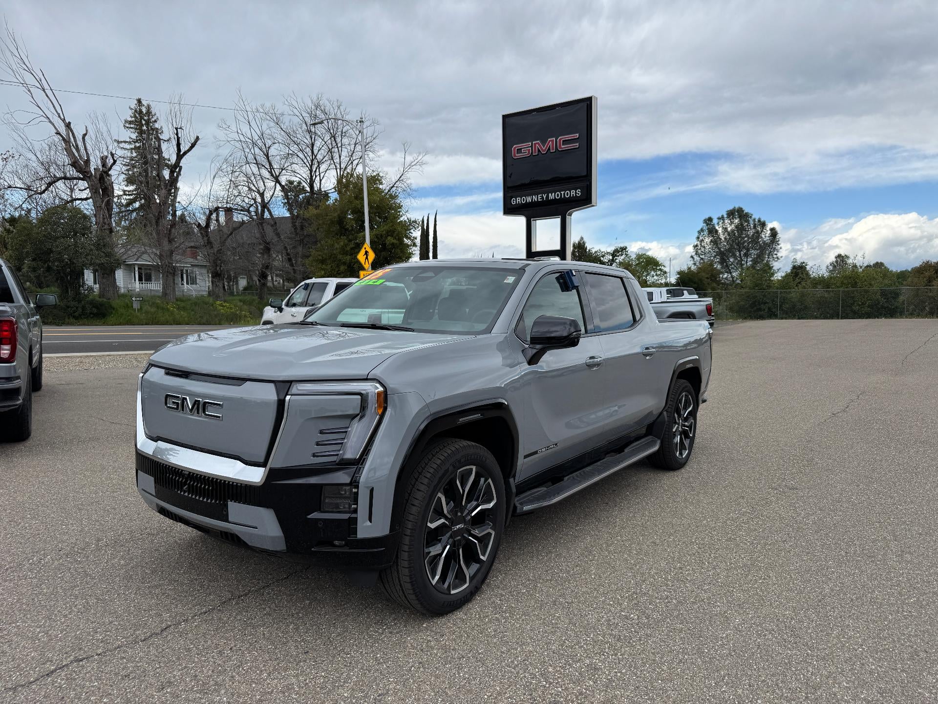 2025 GMC Sierra EV Extended Range Denali
