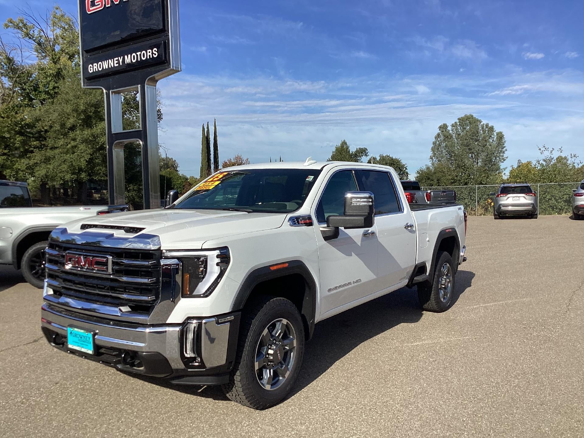 2025 GMC Sierra 2500 HD SLT