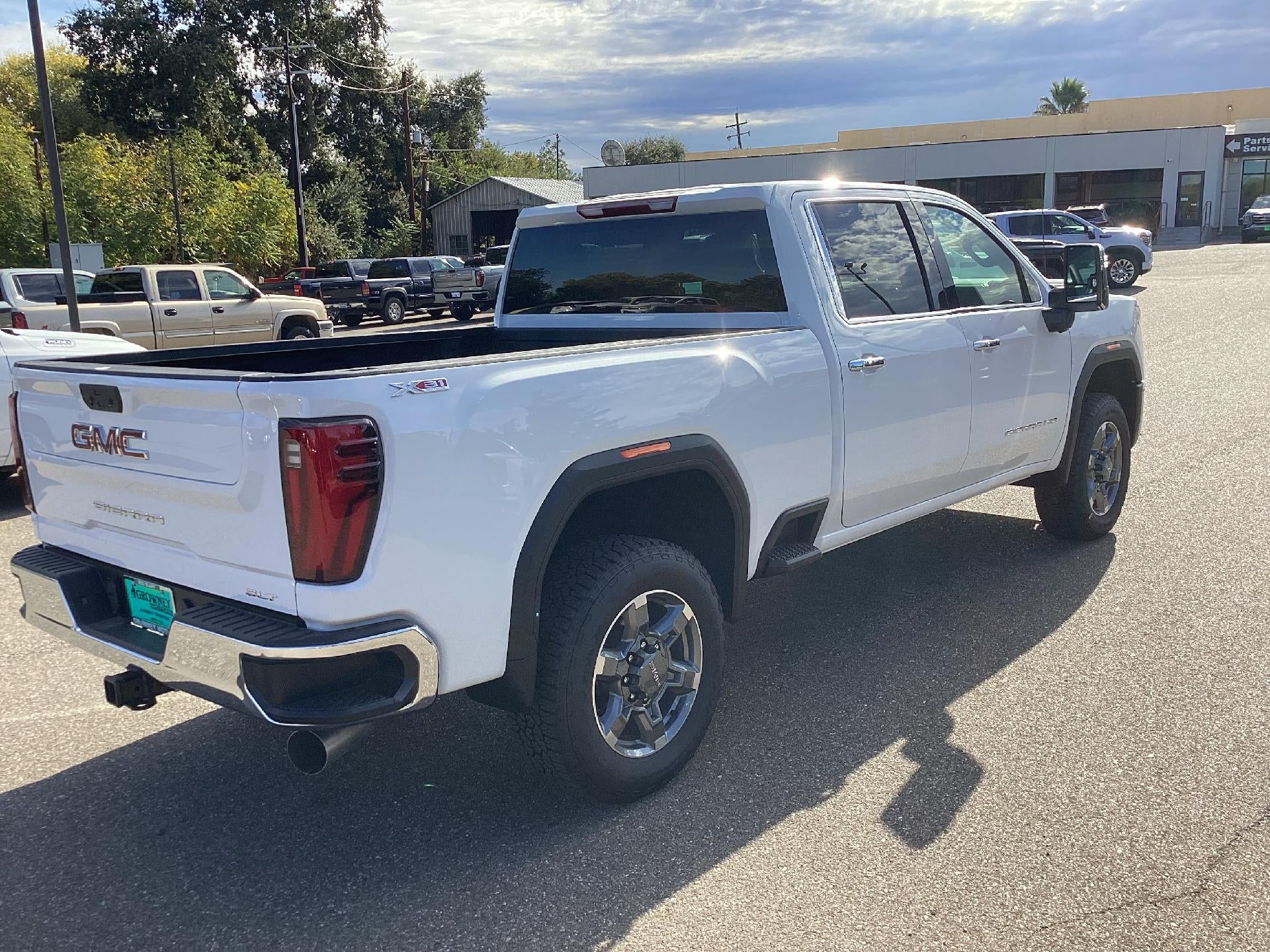 2025 GMC Sierra 2500 HD SLT