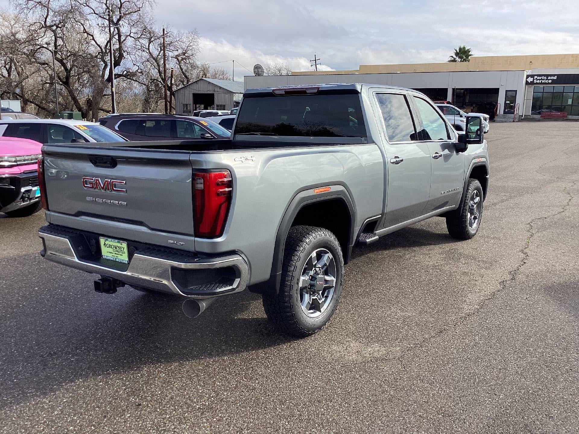 2026 GMC Sierra 2500 HD SLT