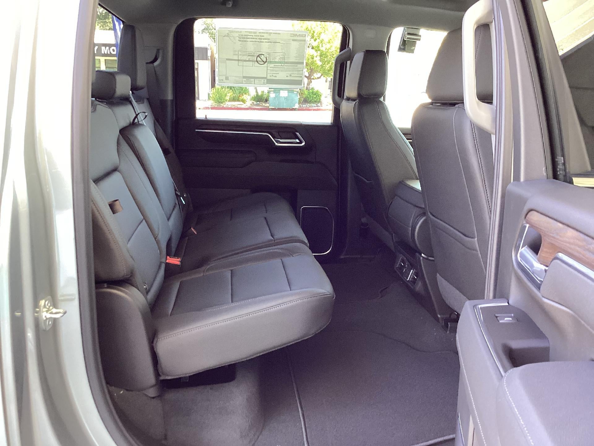 2026 GMC Sierra 2500HD SLT - Photo 16