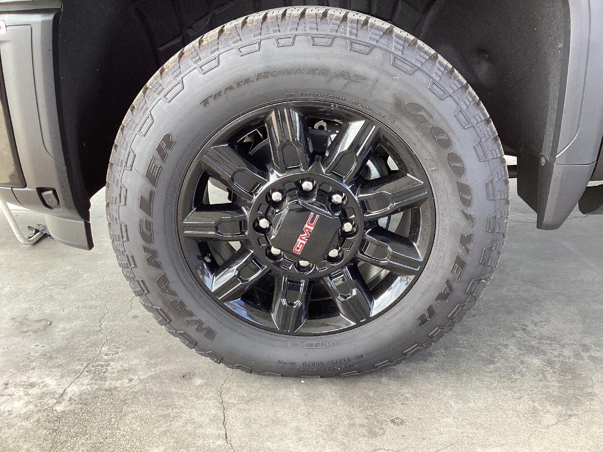 2025 GMC Sierra 2500 HD AT4