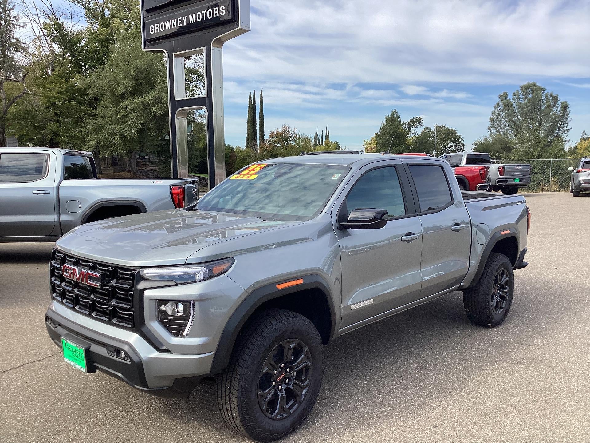 2025 GMC Canyon Elevation