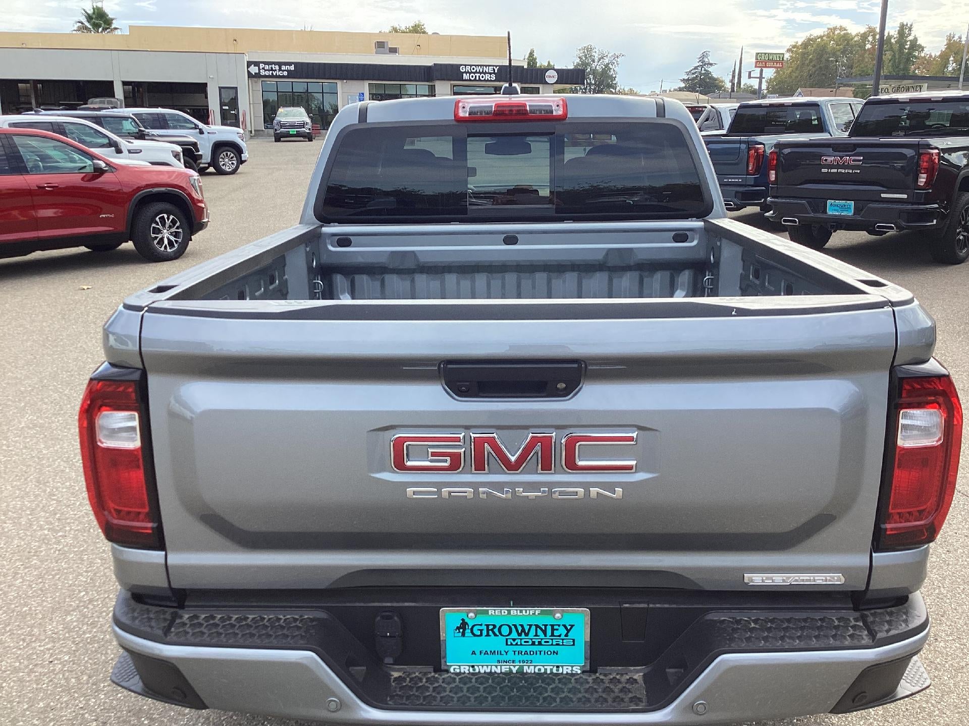 2025 GMC Canyon Elevation