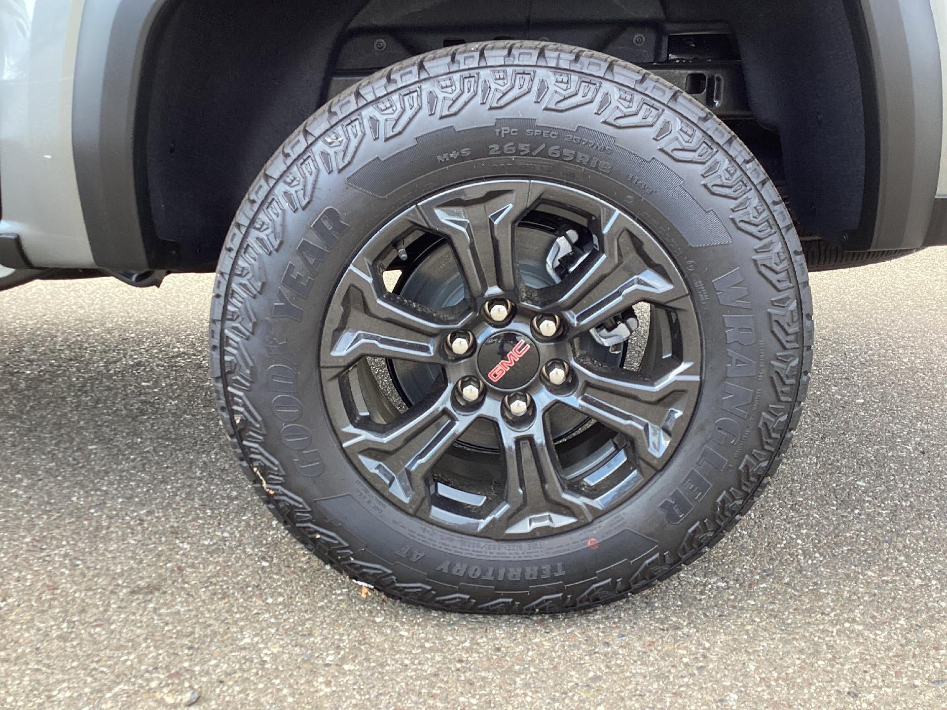 2025 GMC Canyon Elevation