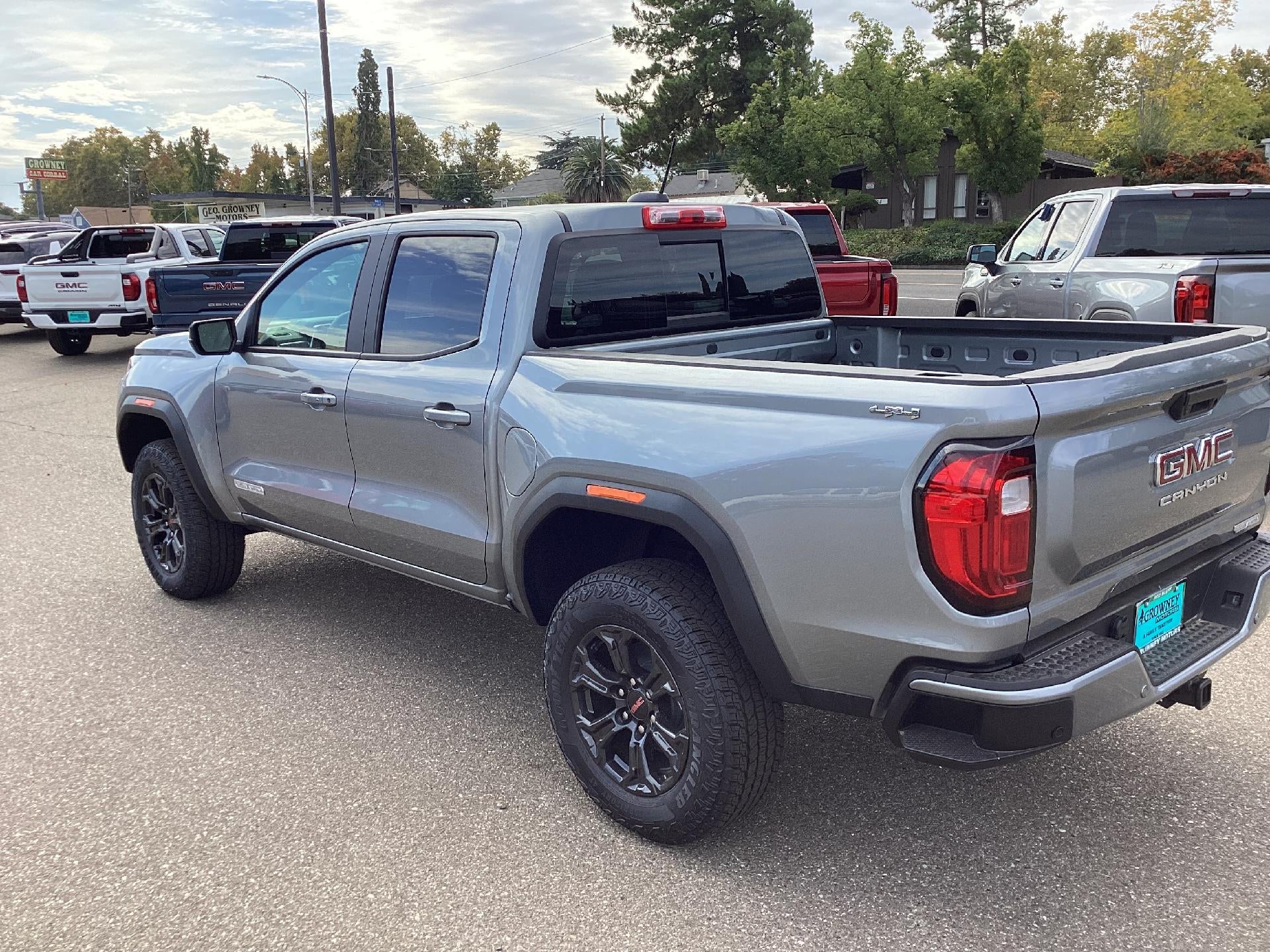 2025 GMC Canyon Elevation