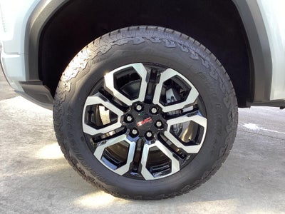 2025 GMC Canyon AT4