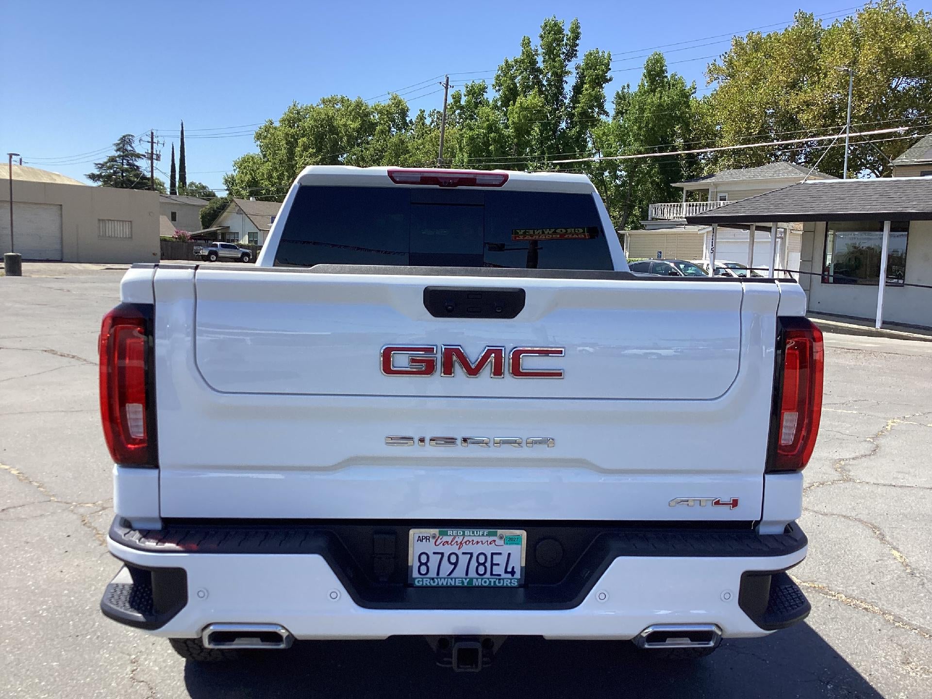 2025 GMC Sierra 1500 AT4
