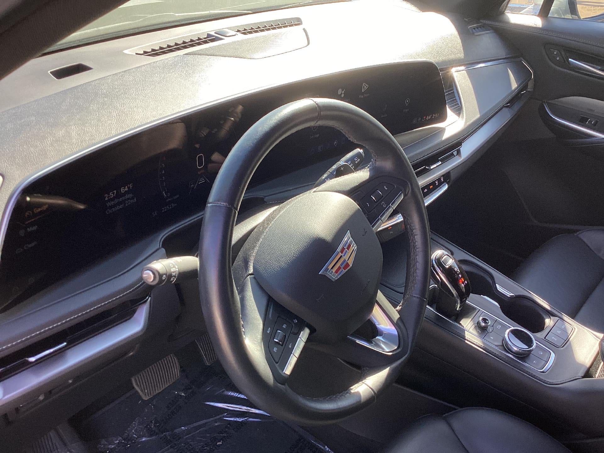 2024 Cadillac XT4 Premium Luxury