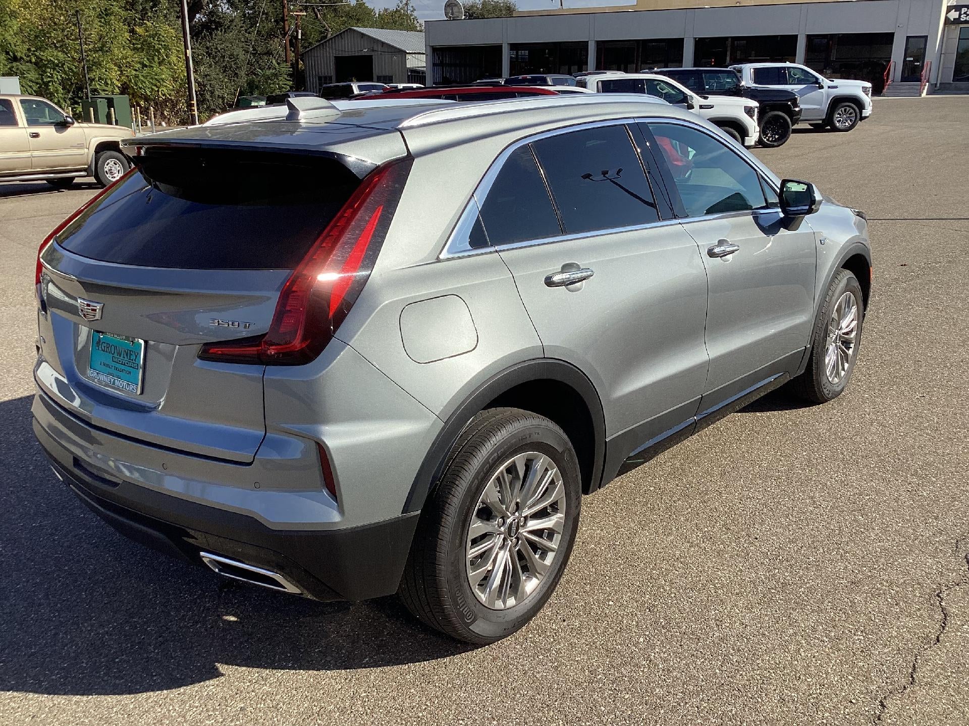 2024 Cadillac XT4 Premium Luxury