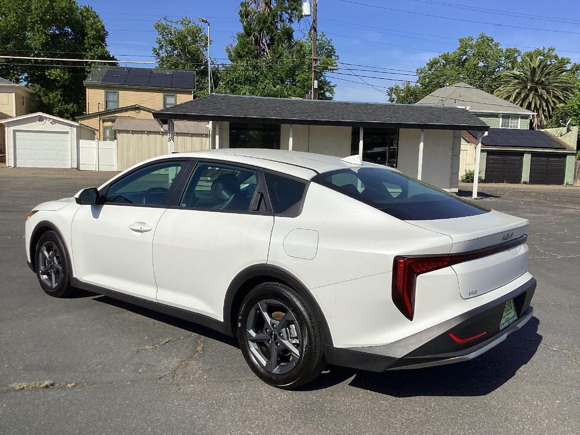 2025 Kia K4 LXS