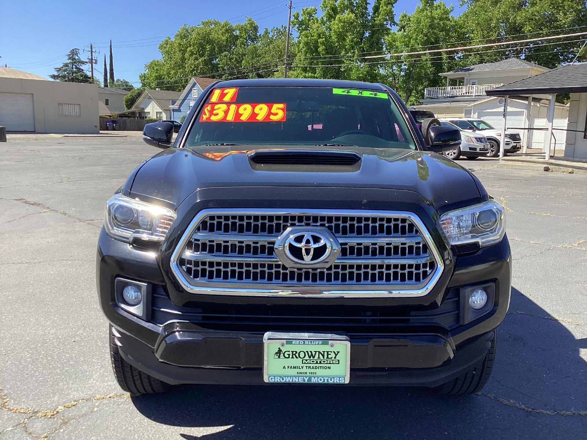 2017 Toyota Tacoma SR5