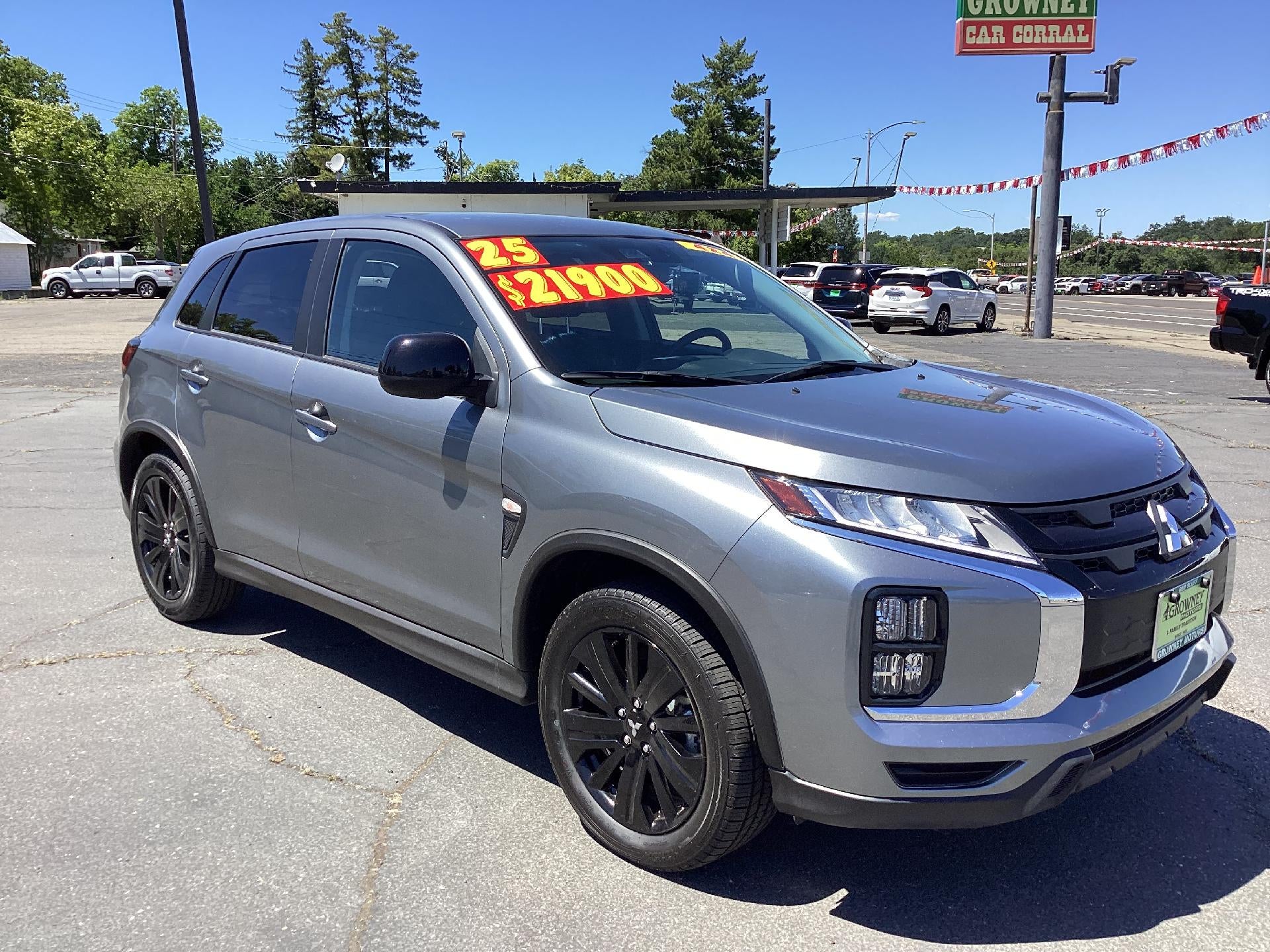 2025 Mitsubishi Outlander Sport 2.0 S AWC CVT's photo