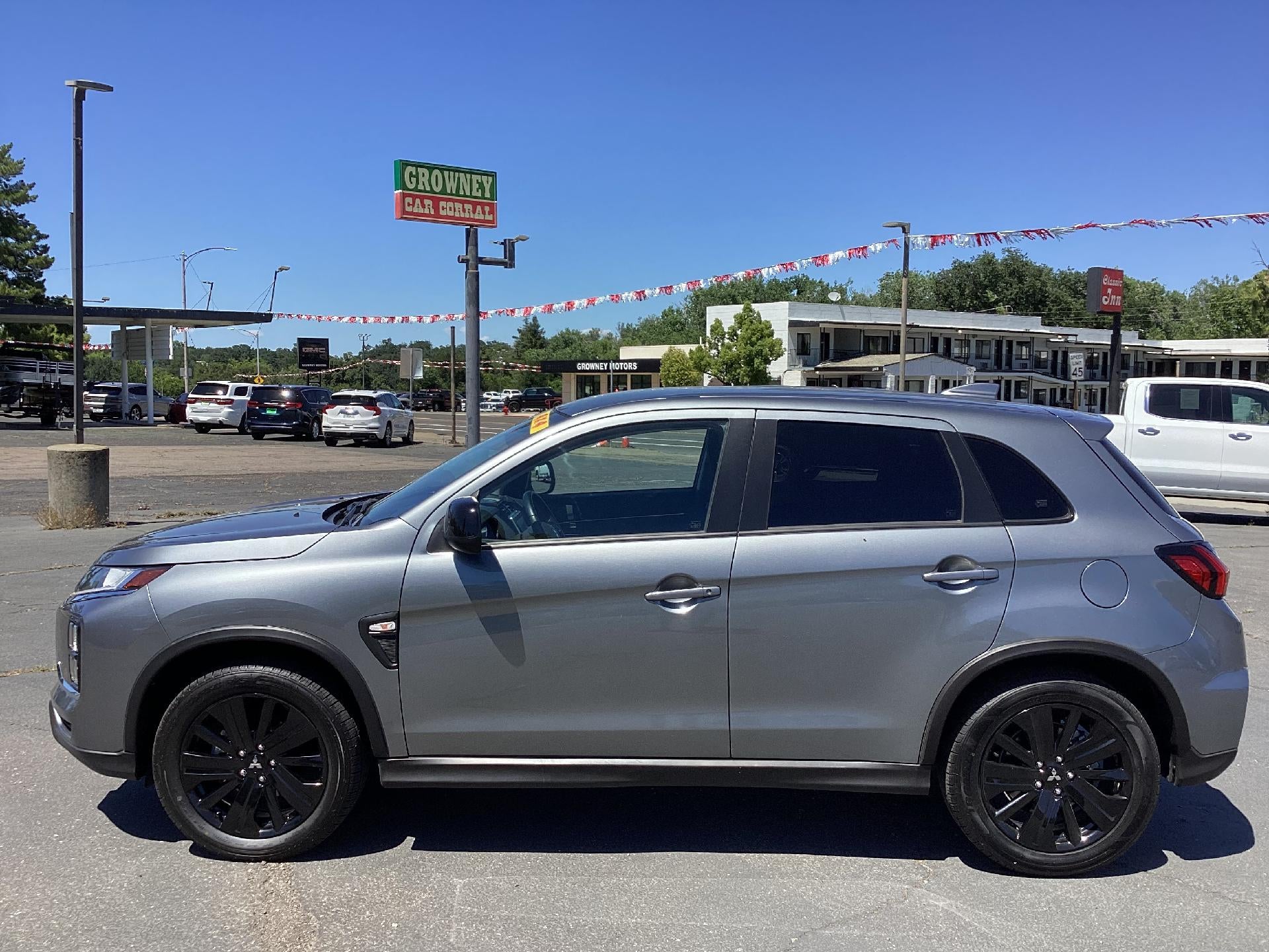 2025 Mitsubishi Outlander Sport S