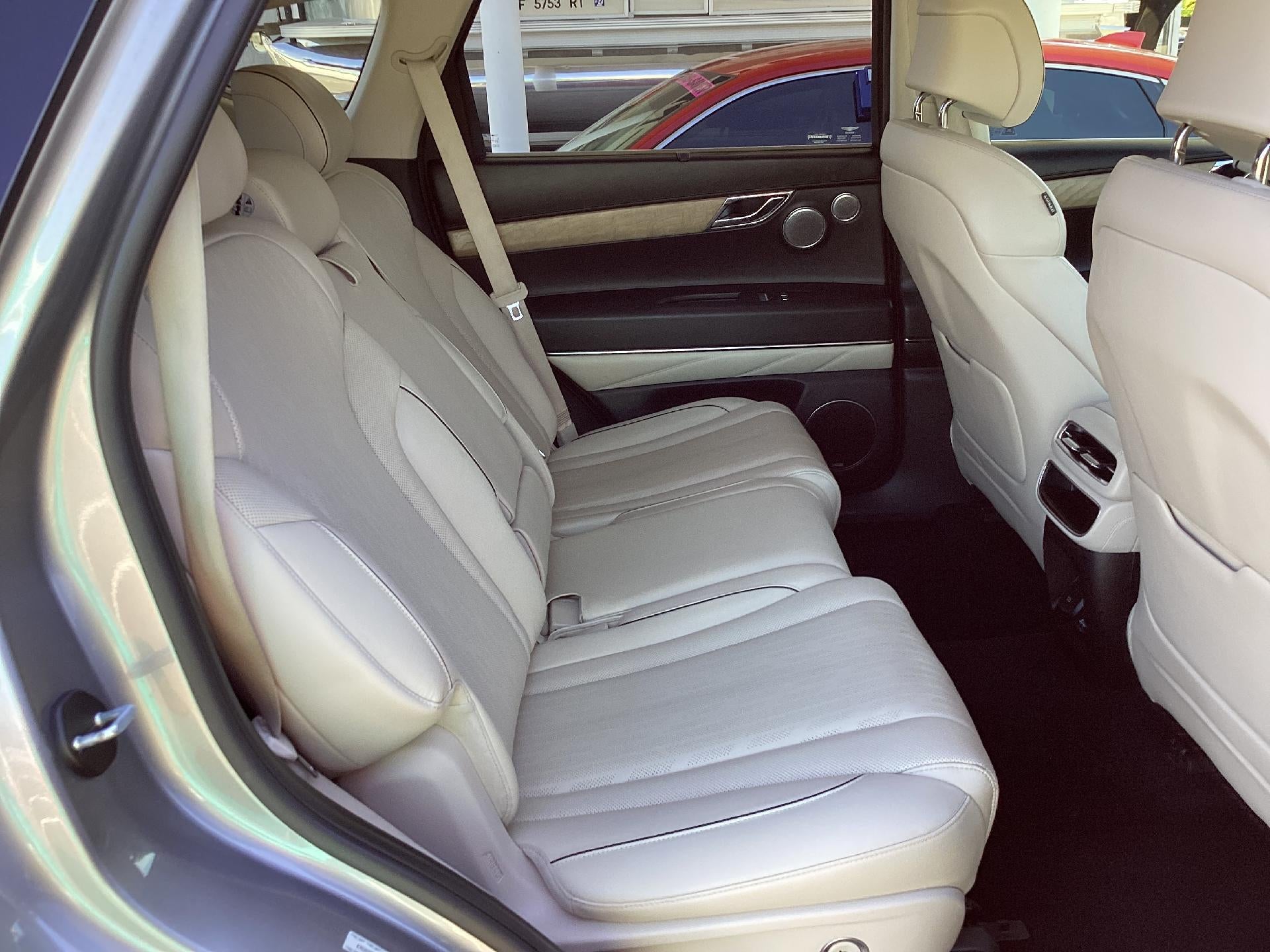 2023 Genesis GV80 Base